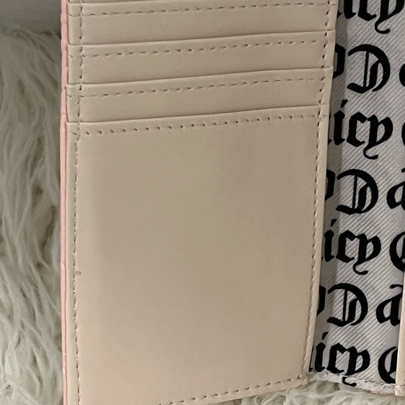 Juicy Couture Wallet - Picture 6 of 7